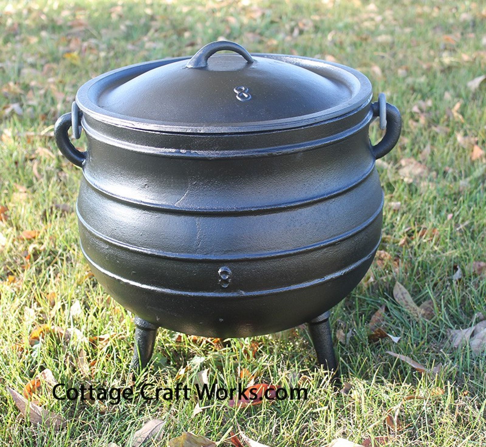 Potjie Pot #8 Three Leg Cast Iron Kettle-4.75 gal