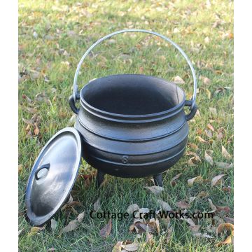 Three Leg Cast Iron Kettle-3.5 gal